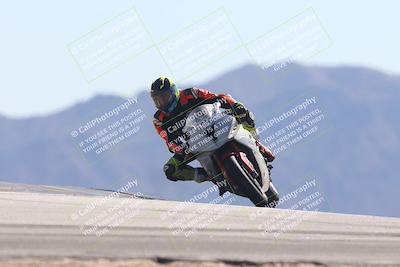 media/Oct-30-2025-Racers Edge (Thu) [[dabbdaf680]]/3-B Group/Session 4 Turn 9/